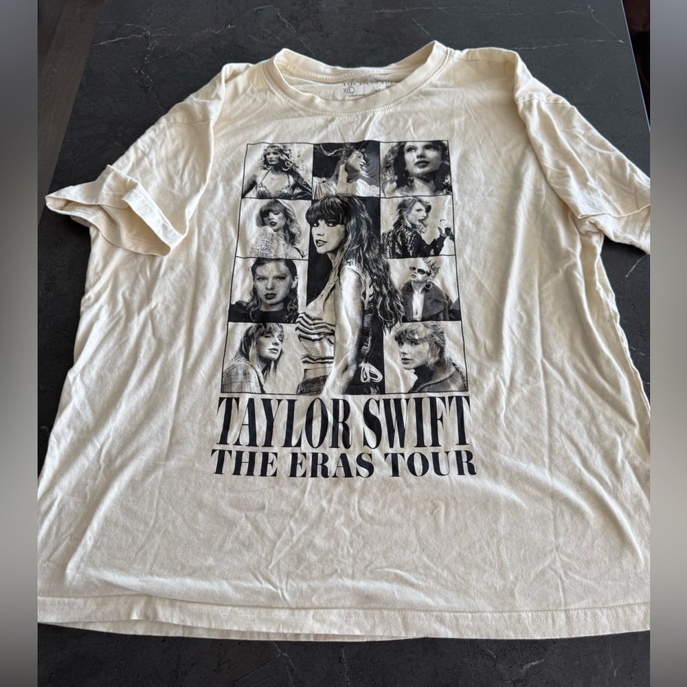 Taylor Swift The Eras Tour Beige T-Shirt Unworn Like New